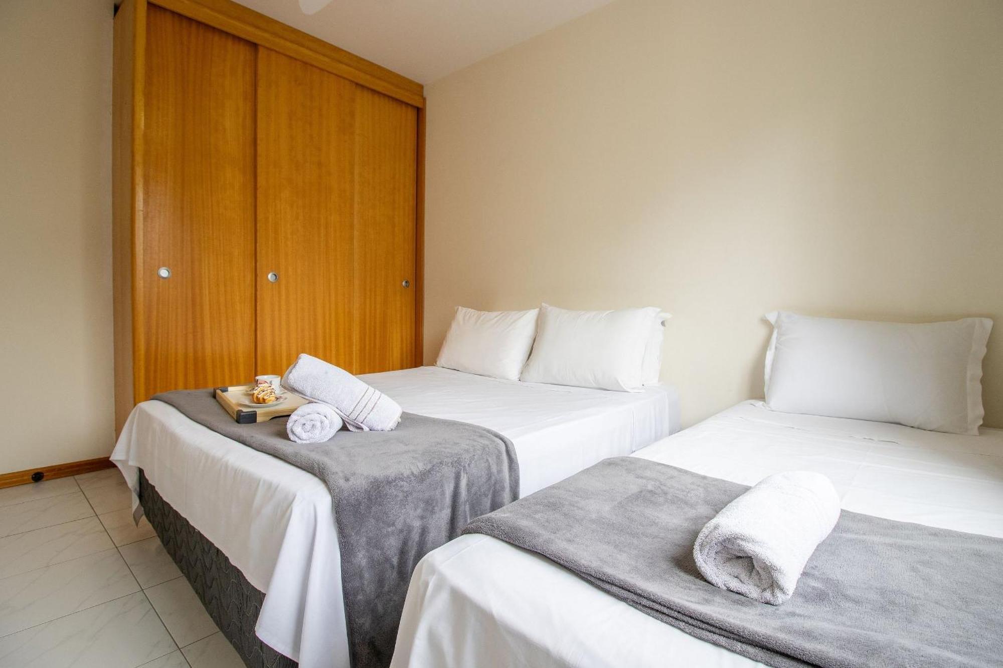 Apartamento Mrf113 - Quadra Mar, Churrasqueira, 2dorm, Garagem *
