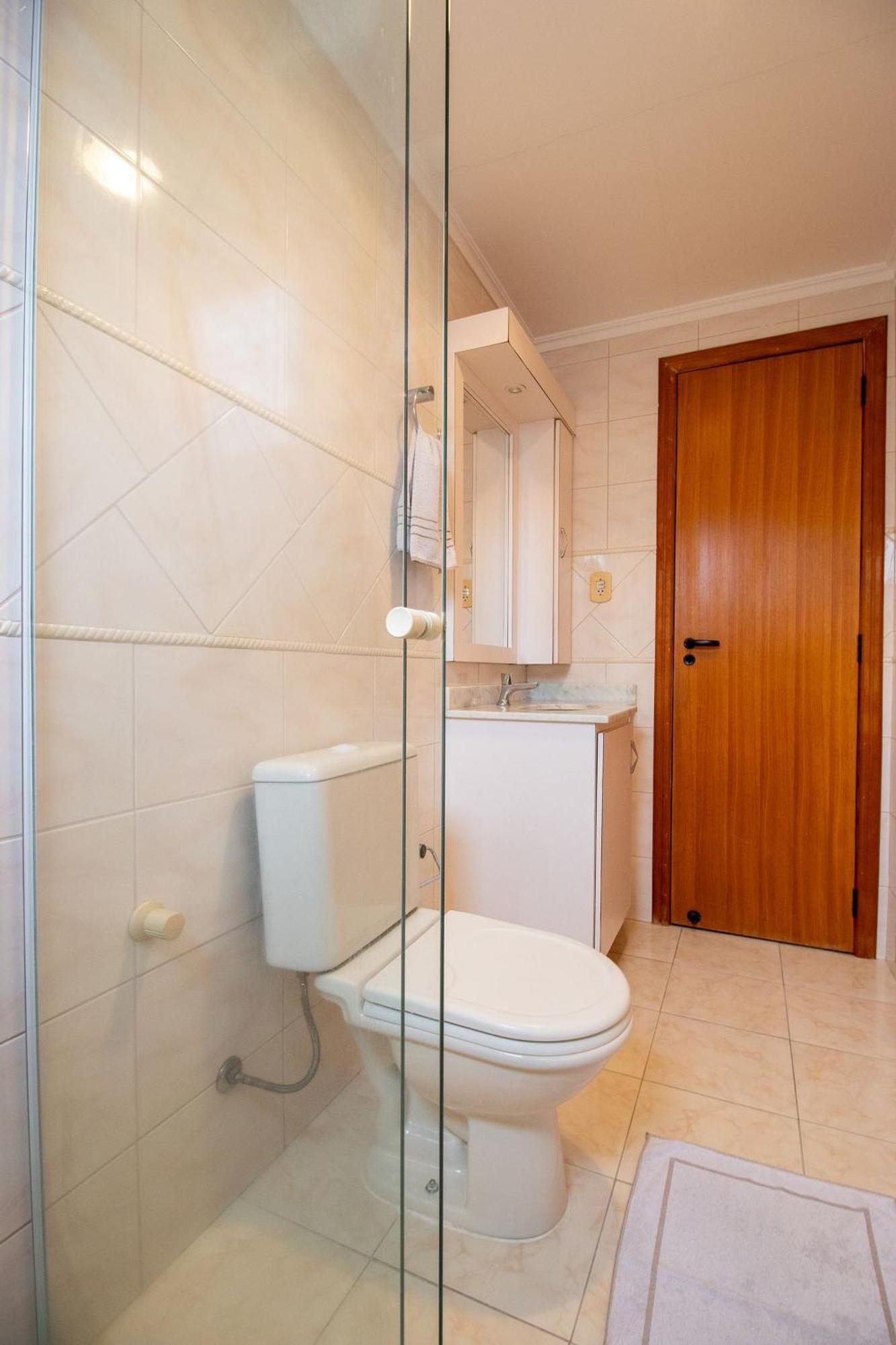 Apartamento Mrf113 - Quadra Mar, Churrasqueira, 2dorm, Garagem Balneario Camboriu