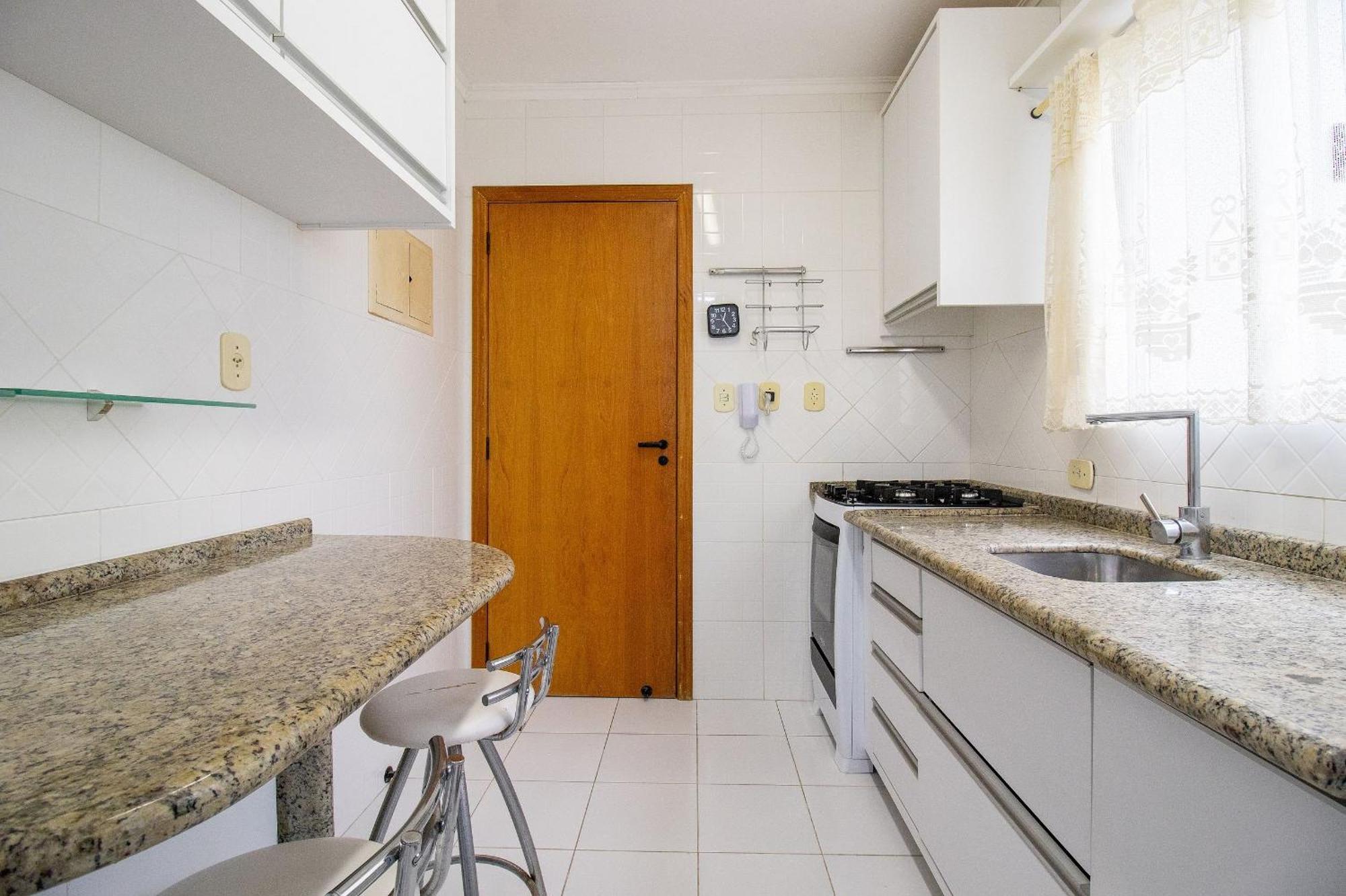 Mrf113 - Quadra Mar, Churrasqueira, 2dorm, Garagem