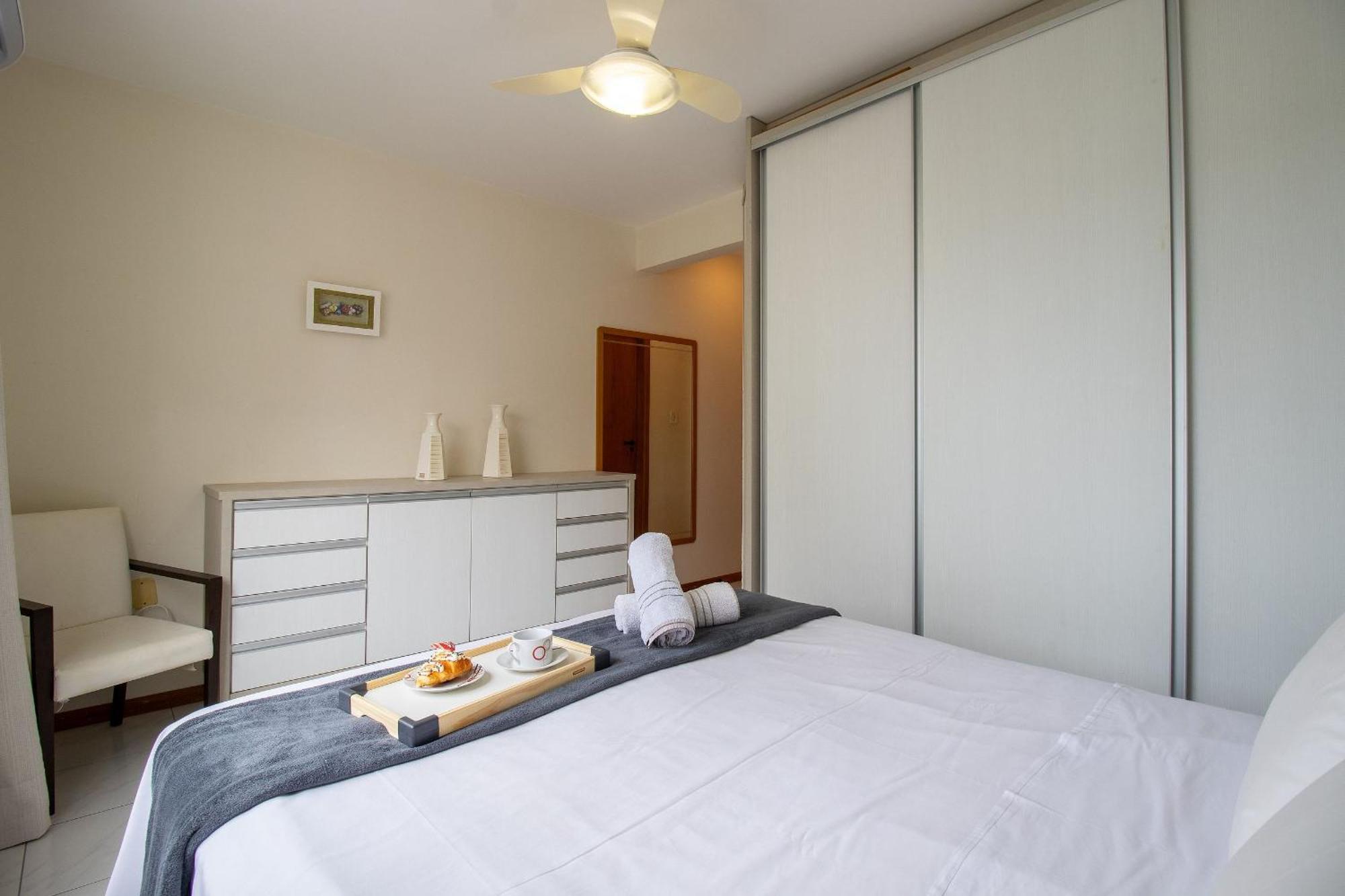 Mrf113 - Quadra Mar, Churrasqueira, 2dorm, Garagem Apartamento *