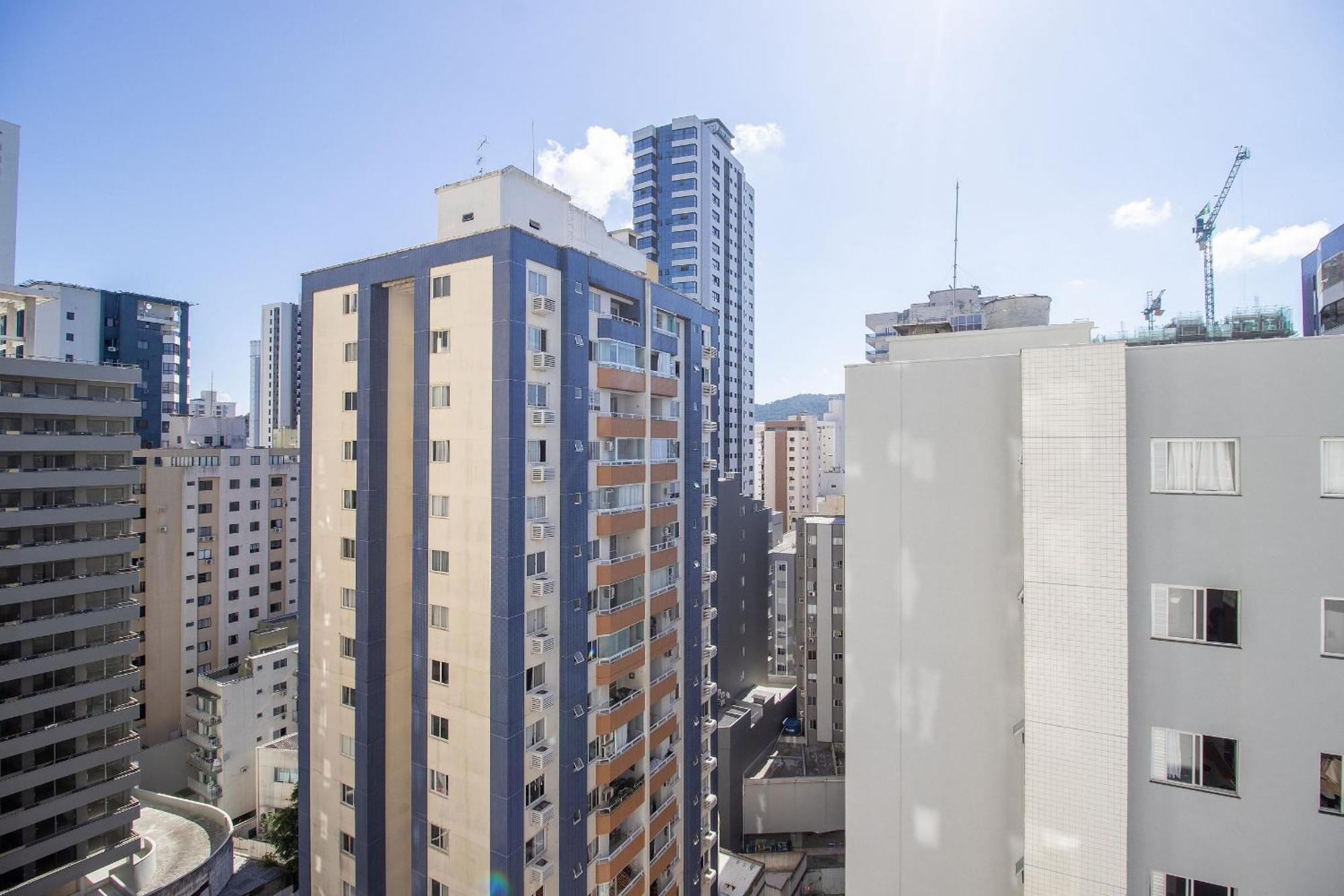 Mrf113 - Quadra Mar, Churrasqueira, 2dorm, Garagem * Balneario Camboriu
