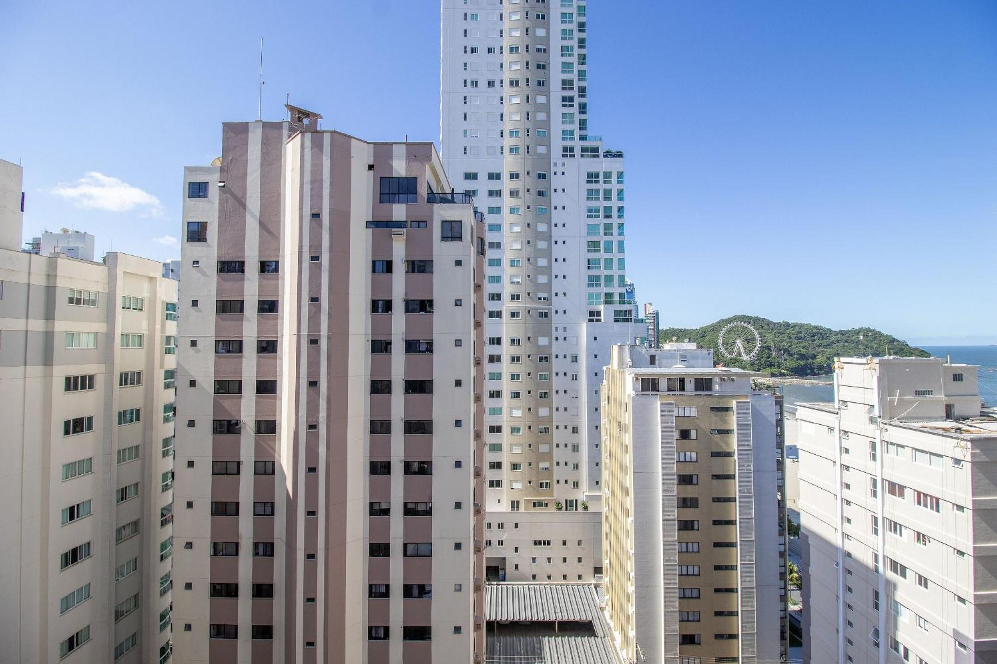 Mrf113 - Quadra Mar, Churrasqueira, 2dorm, Garagem *